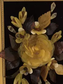 Amber panel "Rose" (18 cm, bordeaux color, "gold")