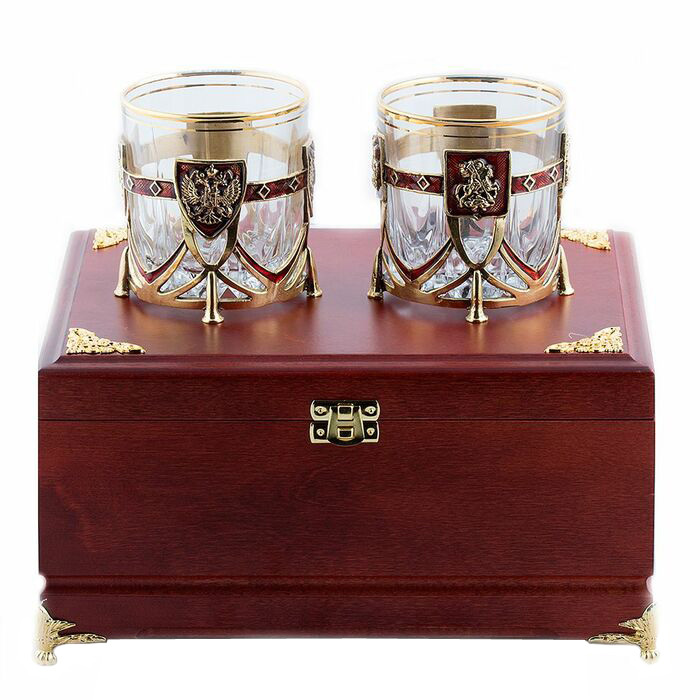 A set of glasses for whiskey "George the Victorious" and "Russia" in a wooden box