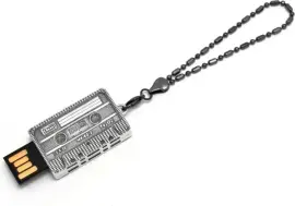 Флеш-накопитель "Аудиокассета" Флеш-накопитель "Аудиокассета"