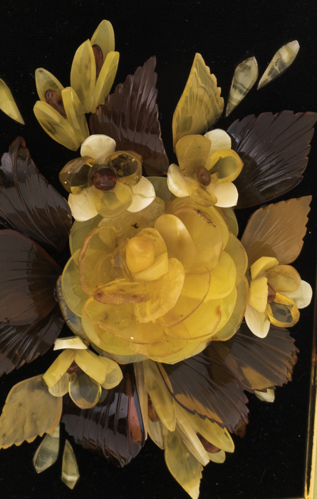Amber panel "Rose" (18 cm, bordeaux color, "wood, gold")