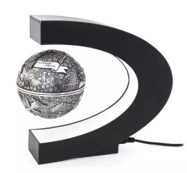 Серебряный елочный шар "Космос" с магнитной подставкой