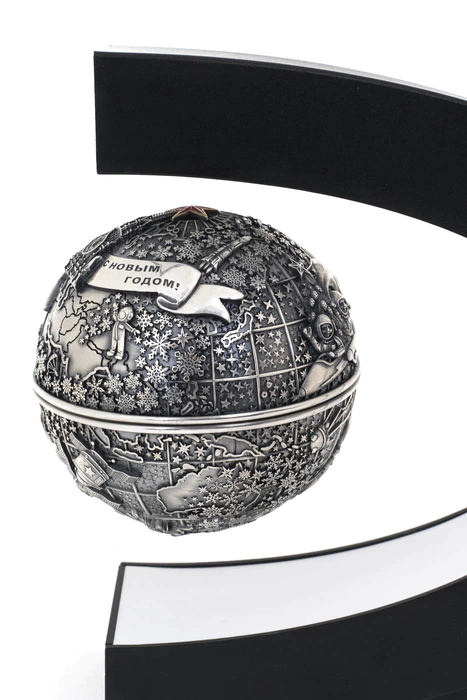 Silver Christmas tree ball "Cosmos"