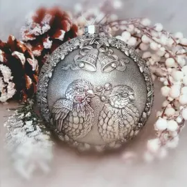 Silver Christmas ball "Bullfinches"