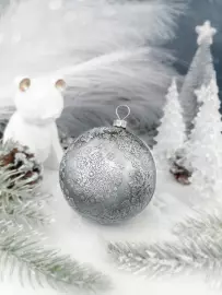 Silver Christmas tree ball "Frosty pattern"