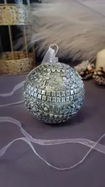 Серебряный елочный шар "Ностальгия" с позолотой и эмалью