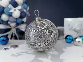 Серебряный елочный шар "Ностальгия" с позолотой и эмалью