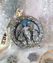 Серебряный елочный шар "Явление Ангела" с позолотой и эмалью