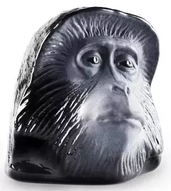 Скульптура из чёрного хрусталя "Одиночка"