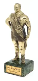 Bronze statuette "Ivan Poddubny" (serpentine)