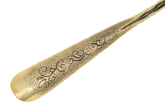 The Eagle-General shoe spoon