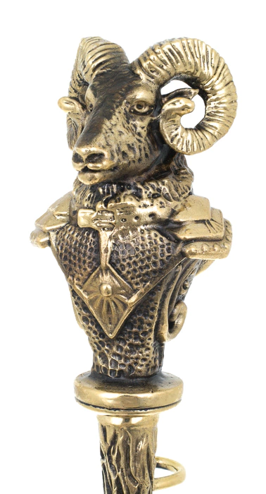 Shoe spoon "Ram in armor"