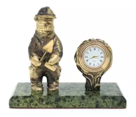 Часы "Медведь-строитель"