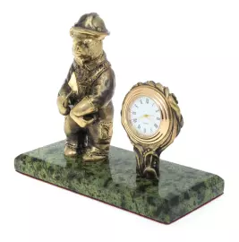 Часы "Медведь-строитель"