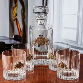 Набор для виски "Юбилейный 55 лет". Штоф Таймлесс с накладкой и 4 бокала для виски Таймлесс с накладками львы