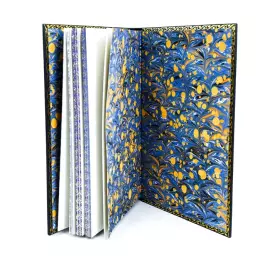 The leather-bound book "The Sovereign" by N. Machiavelli