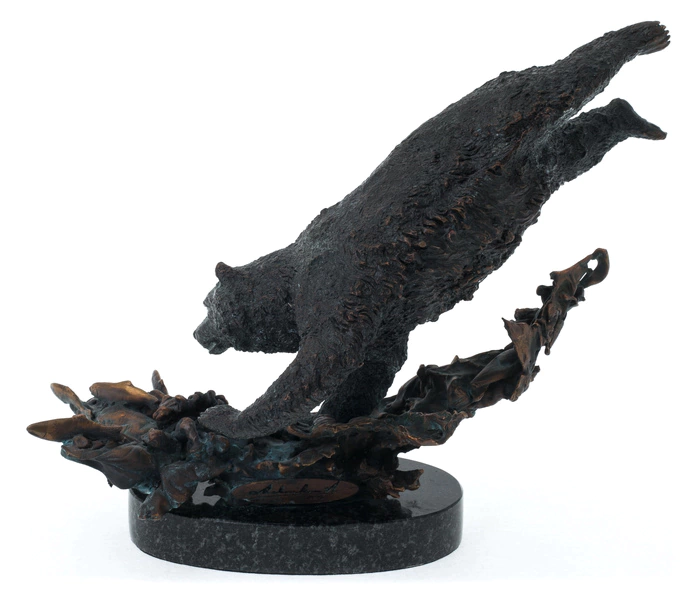 The author's bronze sculpture "Jump into the water"