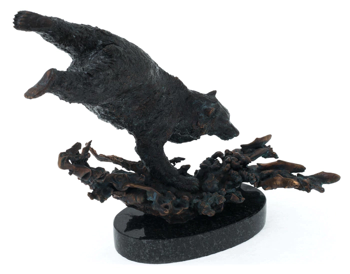 The author's bronze sculpture "Jump into the water"