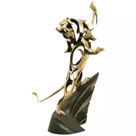 Авторская скульптура из бронзы "Лев на задних лапах"