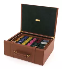 A gift set for playing roulette (color - brown, leather)