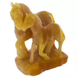 Статуэтка из янтаря "Лошади"