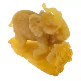 Статуэтка из янтаря "Слониха и слонёнок"