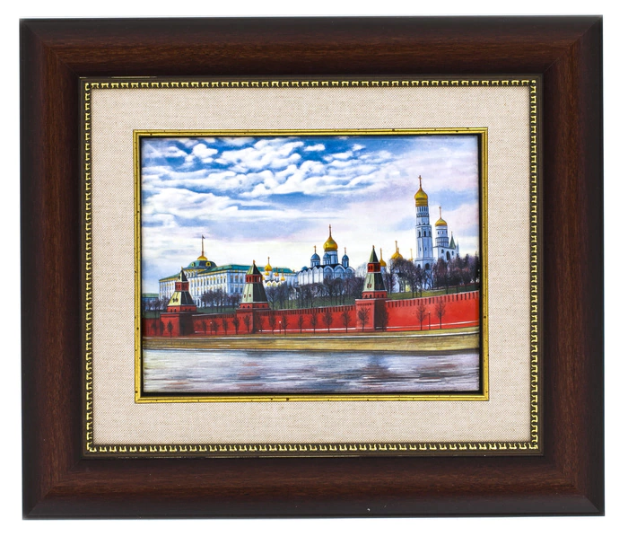 The panel is a gift "Kremlin. House of Soviets" (finift)
