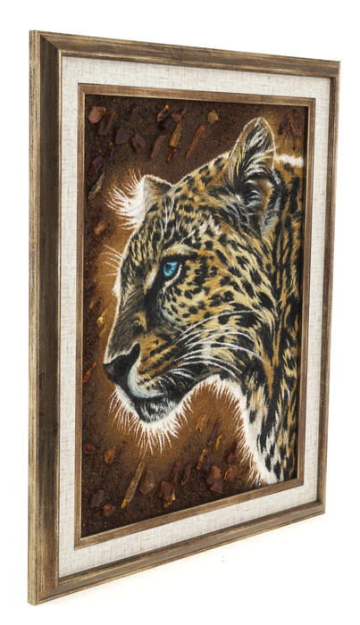 The painting of amber "Leopard"