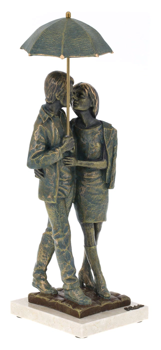Sculpture "Autumn" (Autumn)