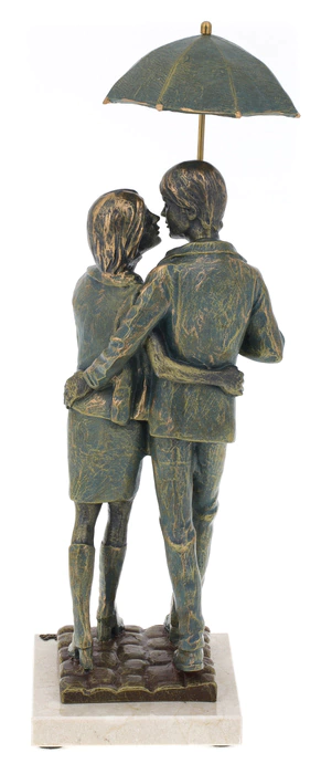 Sculpture "Autumn" (Autumn)