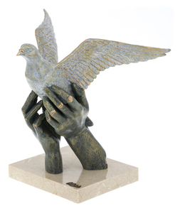 Скульптура "Аллегория мира" (Allegory of peace)