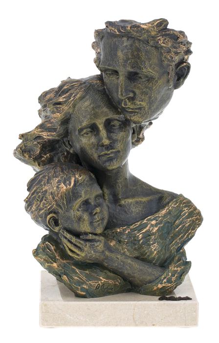 Sculpture "Family" (Enthral)