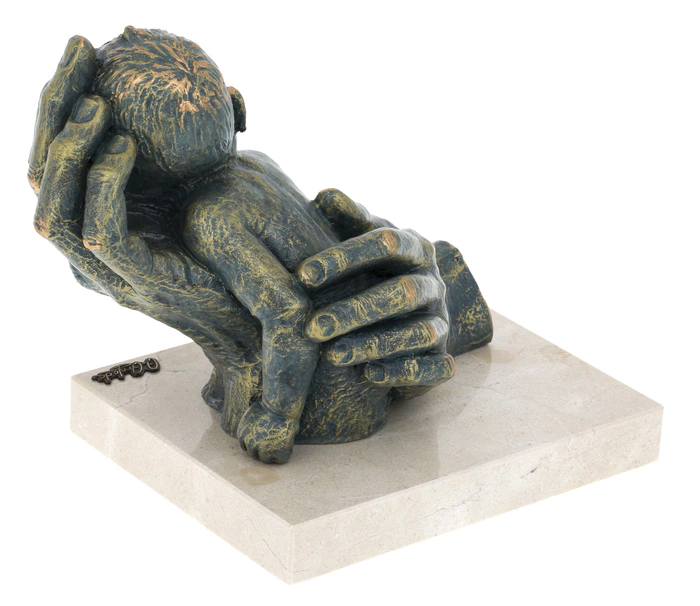 Sculpture "My first dream" (My first dream)