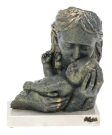 Скульптура "Объятия" (Cuddles)