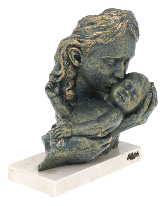 Sculpture "Hugs" (Cuddles)