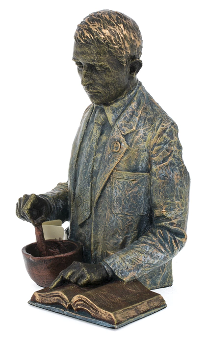 Sculpture "Pharmacist" (Pharmacist)