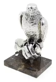 Статуэтка "Сокол на руке" посеребрение (Falcon on hand, silvering)