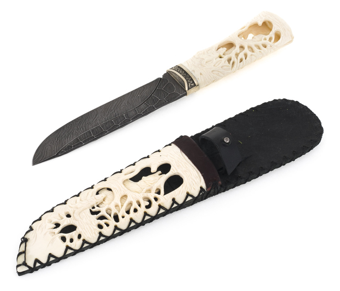 The knife "Traveler - Stone Age" (carved handle and scabbard)