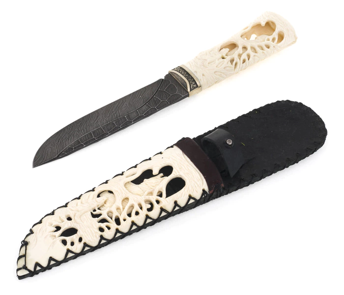 The knife "Traveler - Stone Age" (carved handle and scabbard)