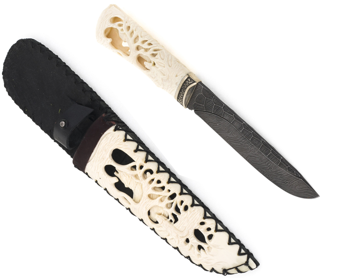 The knife "Traveler - Stone Age" (carved handle and scabbard)
