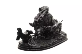 Скульптура "Охота на кабана" чугун