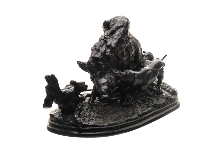 Sculpture "Boar hunting" cast iron