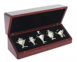 Набор мини самоваров из мельхиора в деревянной шкатулке