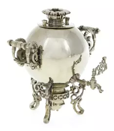 Набор мини самоваров из мельхиора в деревянной шкатулке