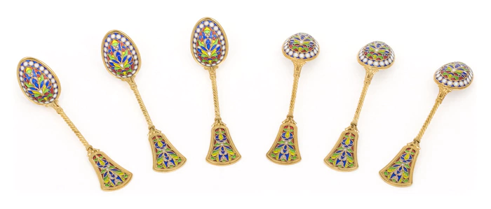 A set of 6 teaspoons. gilding with stained glass enamels