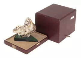 Сувенир из бивня мамонта "Наседка"