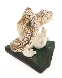 Сувенир из бивня мамонта "Наседка"