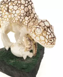 Сувенир из бивня мамонта "Наседка"