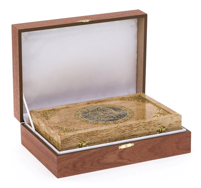 Bear Hunting gun cleaning kit made of Karelian birch