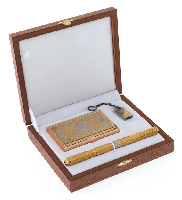 Business set "Coat of Arms of the Russian Federation" with a 16 GB flash drive, Zlatoust