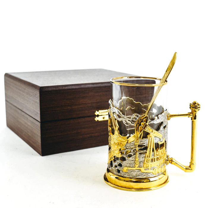 Cup holder "Oil production" with a spoon in a case